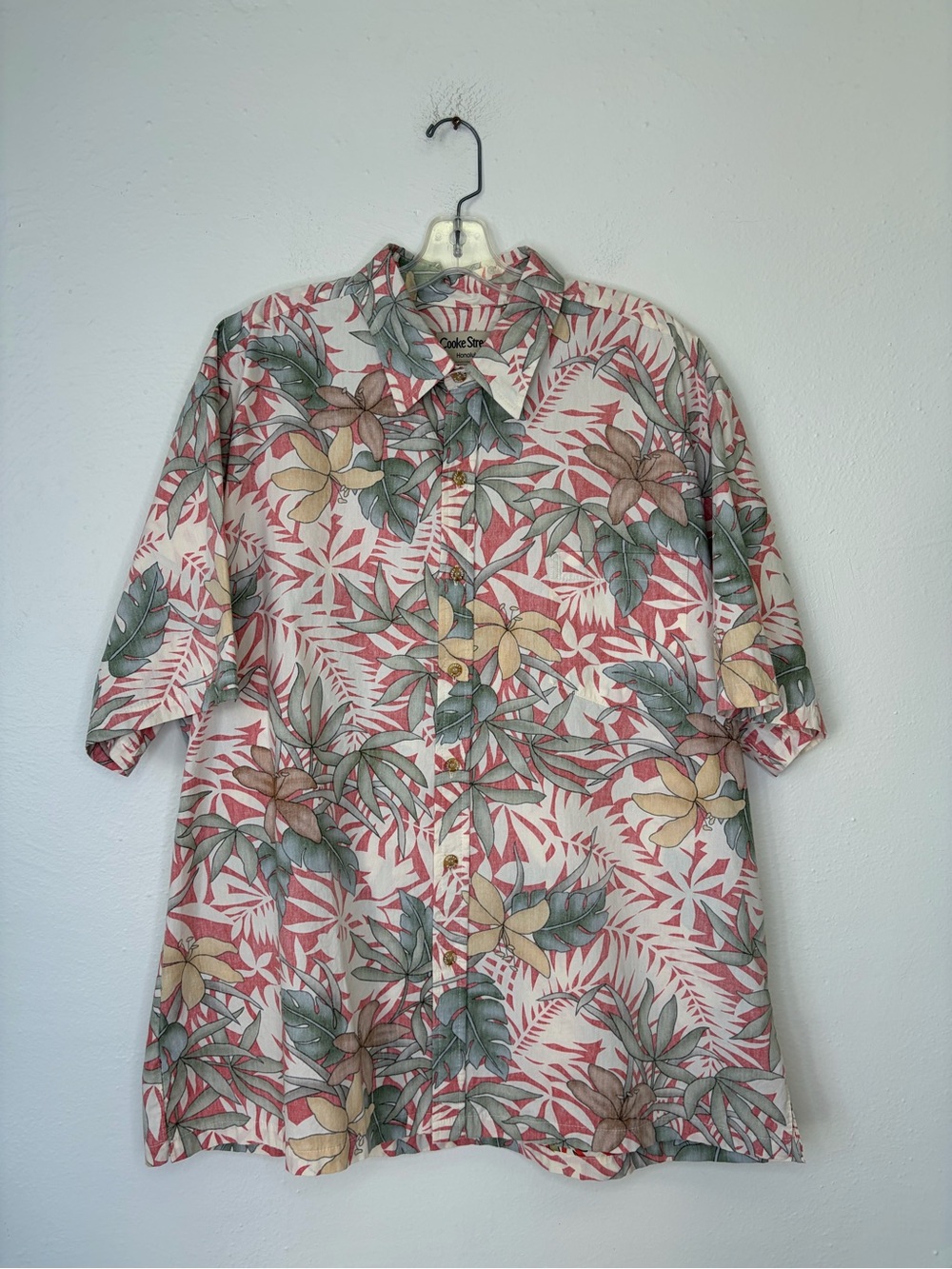 Cooke Street men’s Floral Short-Sleeve Button-Down Shirt - Pink Green Cream